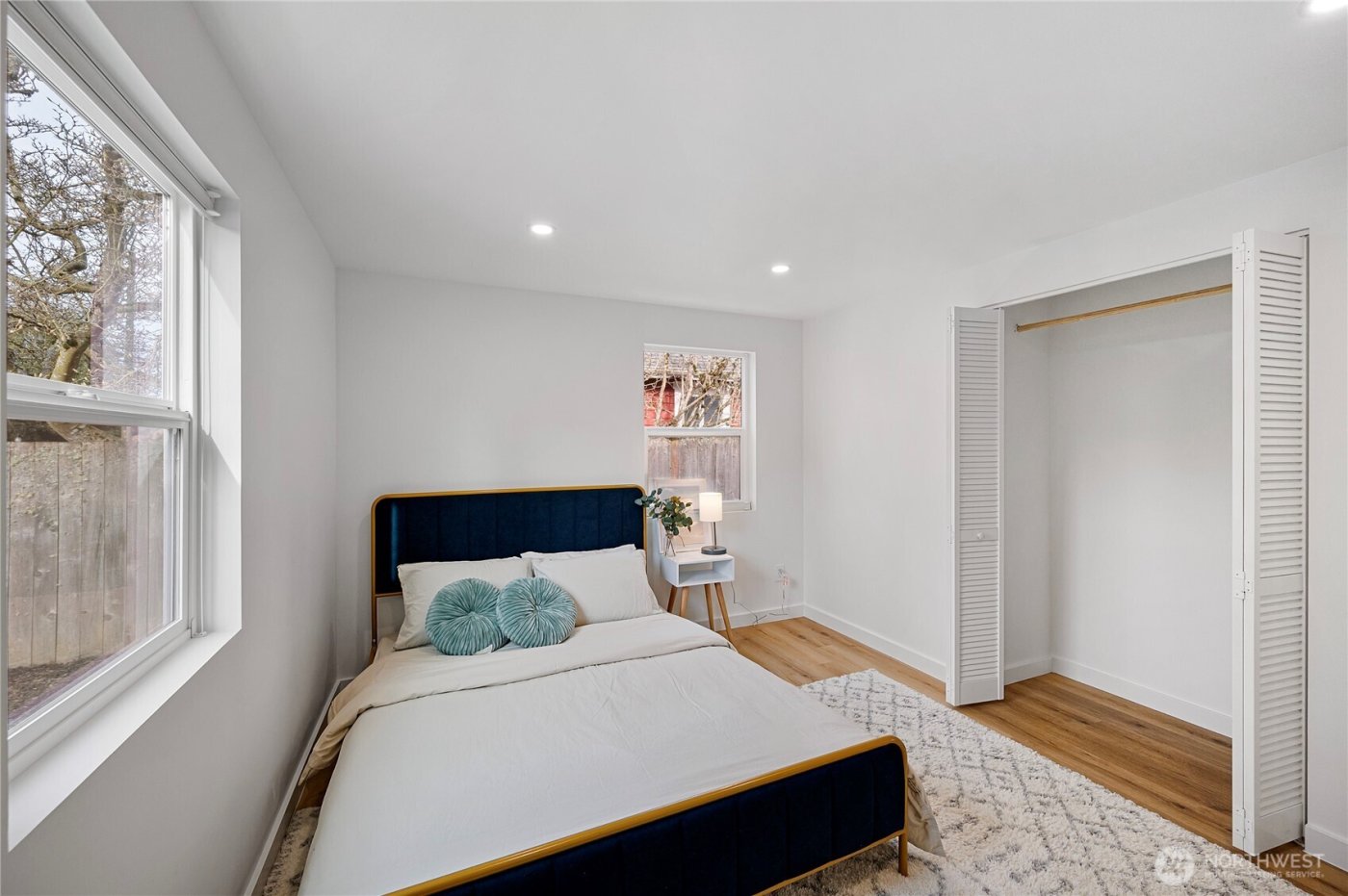 7106 32nd Avenue SW, Seattle, WA 98126