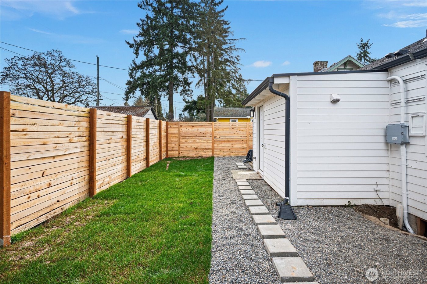 7106 32nd Avenue SW, Seattle, WA 98126