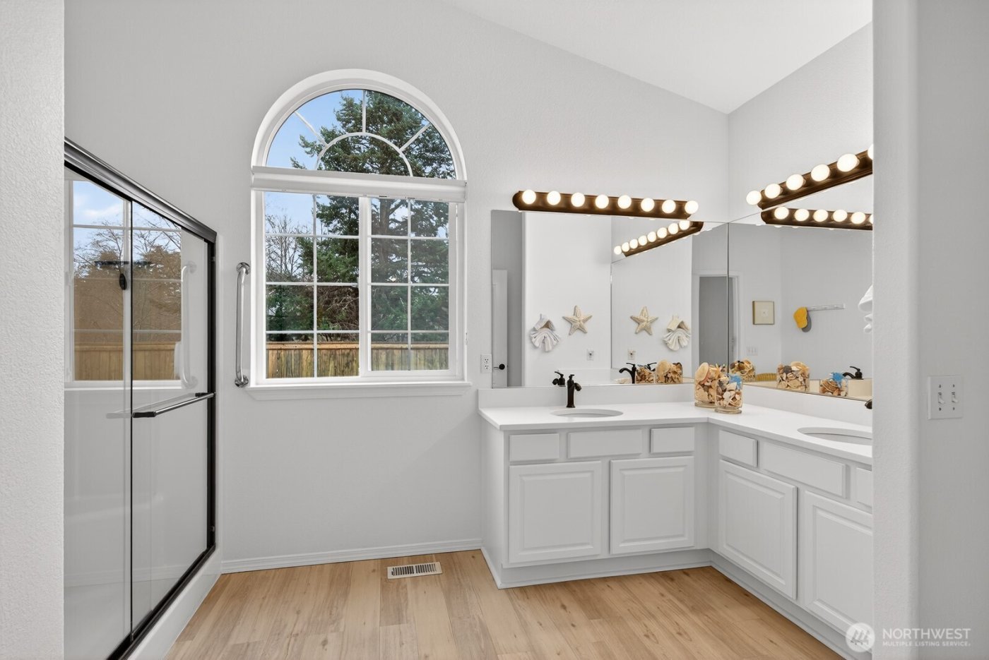 1906 Copper Pond Place , Anacortes, WA 98221