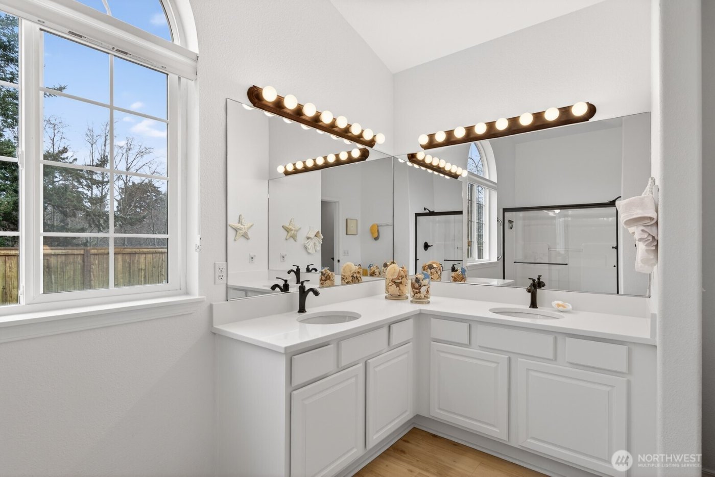 1906 Copper Pond Place , Anacortes, WA 98221