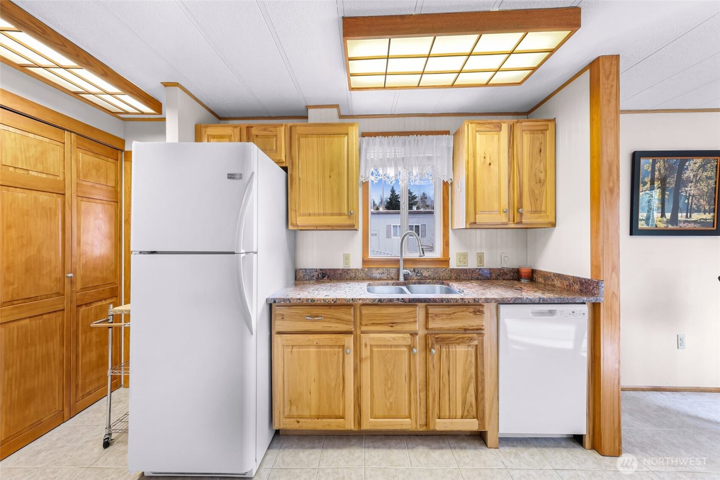 1200 Lincoln Street #404, Bellingham, WA 98229