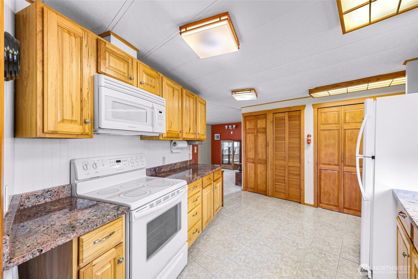 1200 Lincoln Street #404, Bellingham, WA 98229