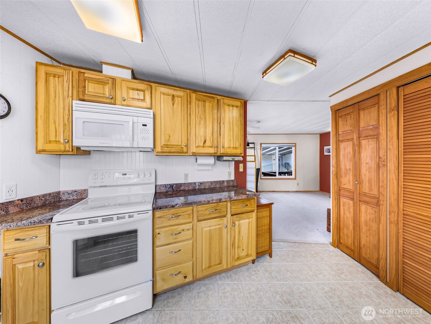 1200 Lincoln Street #404, Bellingham, WA 98229