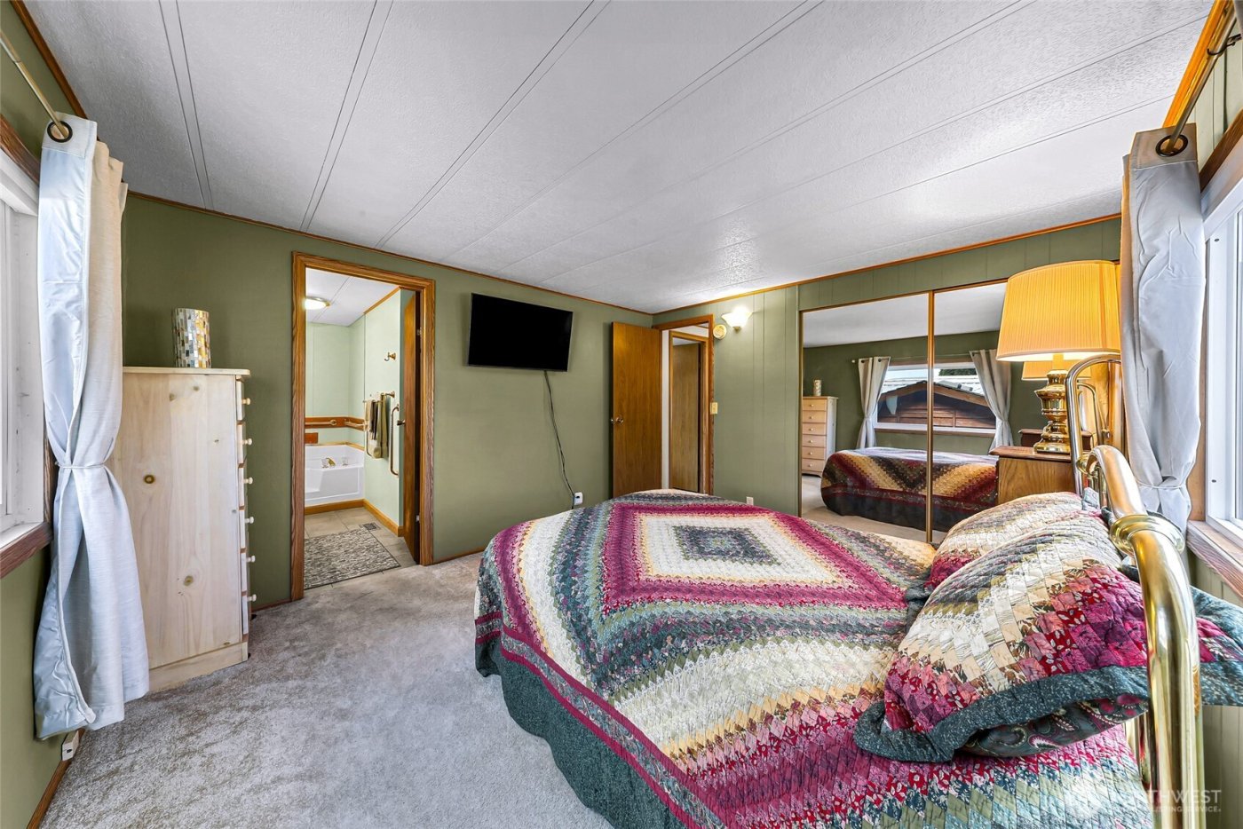 1200 Lincoln Street #404, Bellingham, WA 98229