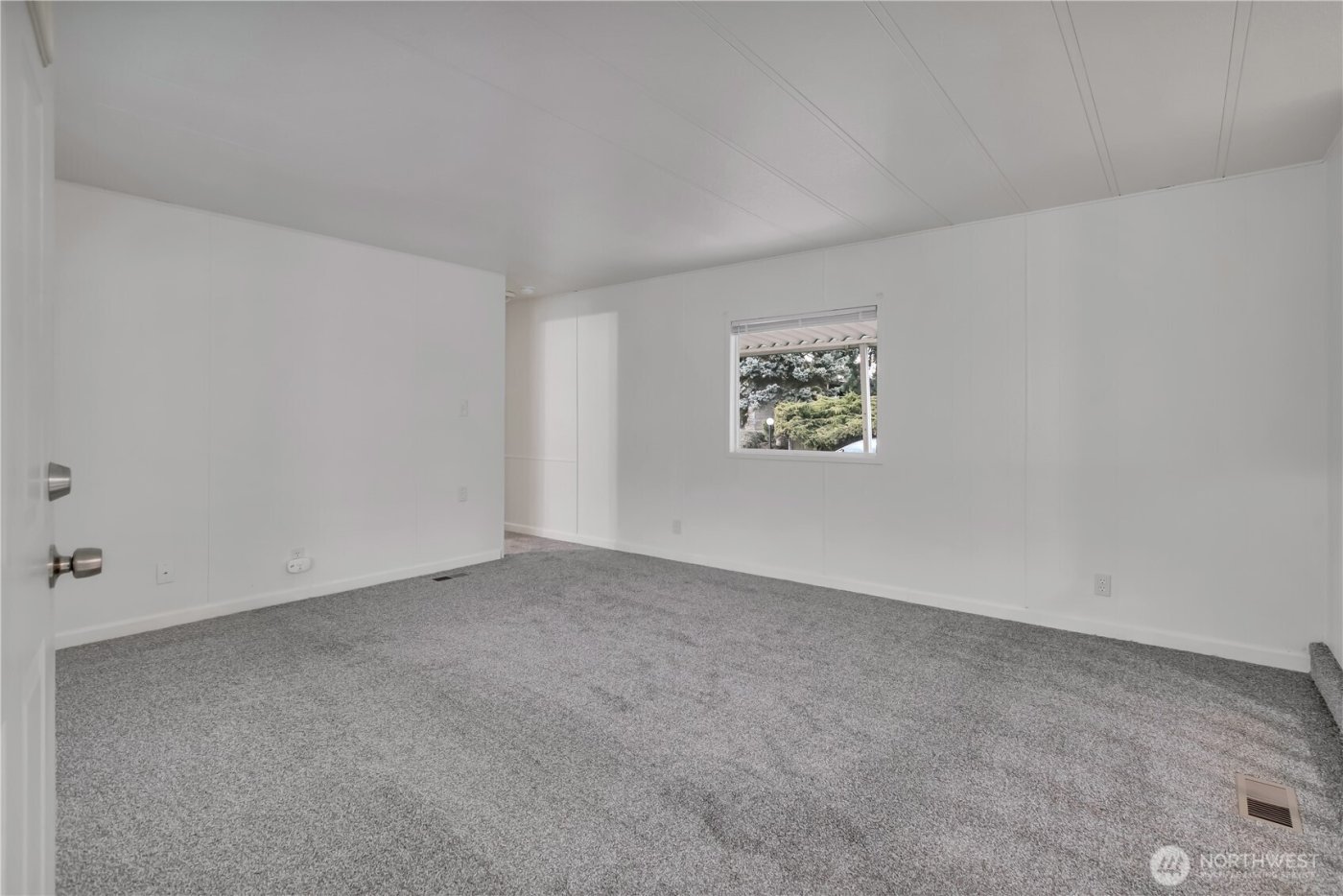 21809 107th Place SE #10, Kent, WA 98031