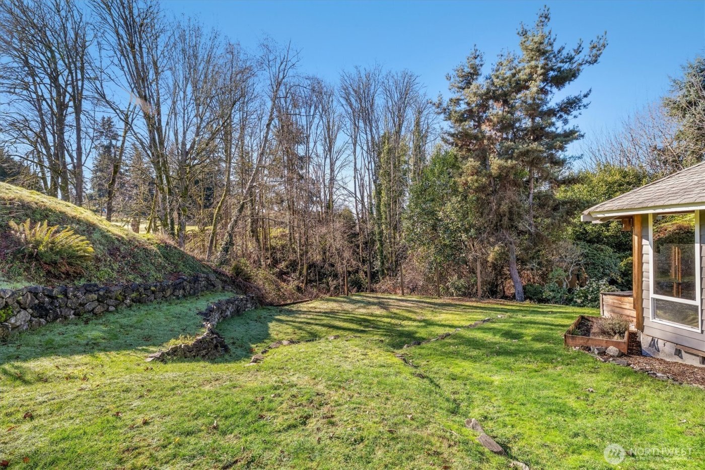 7916 19th St W , Tacoma, WA 98466