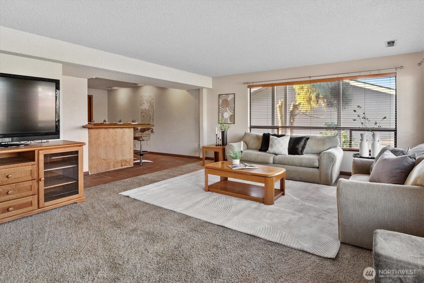 7916 19th St W , Tacoma, WA 98466