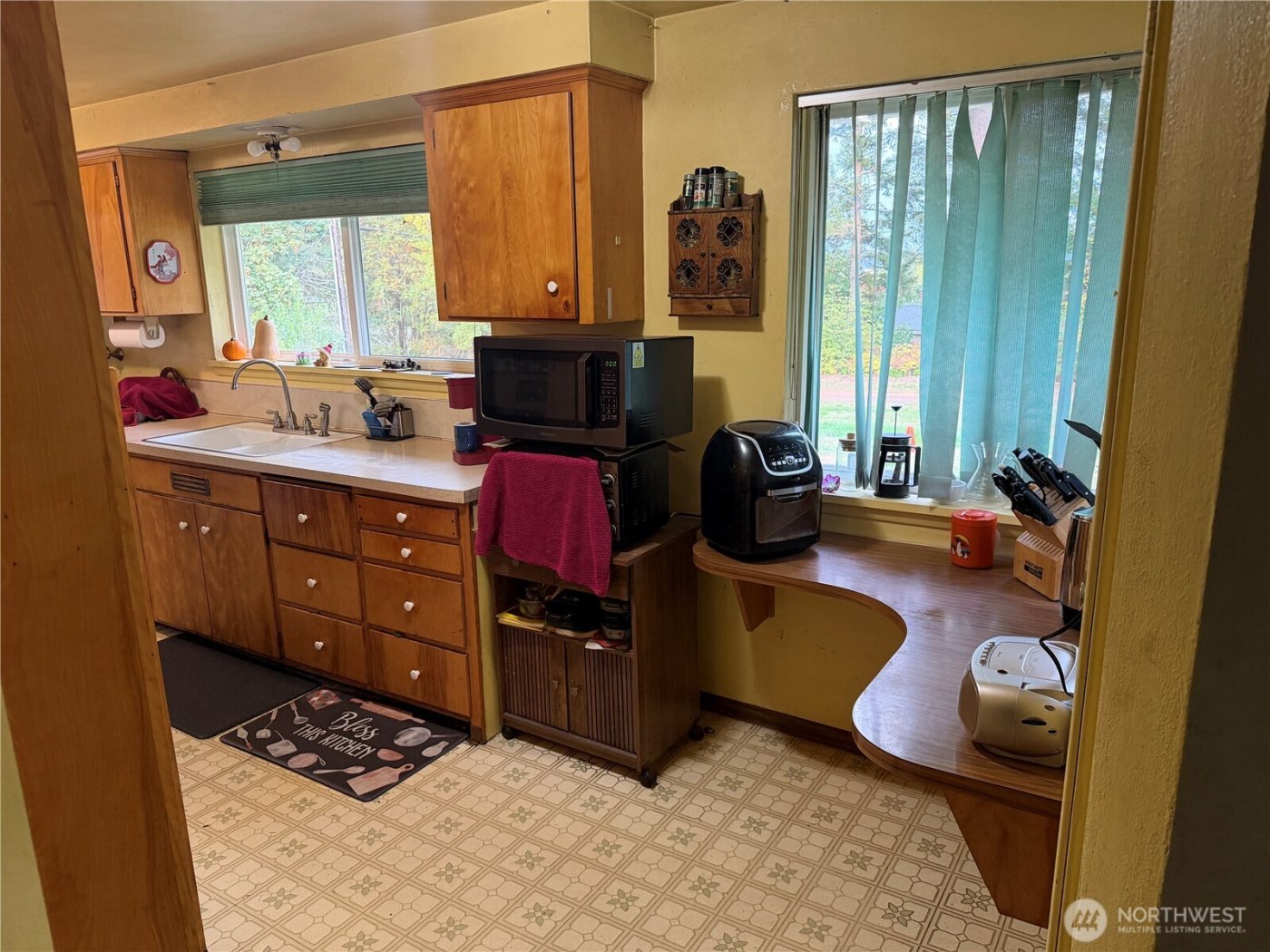 4495 NW Newberry Lane , Bremerton, WA 98312