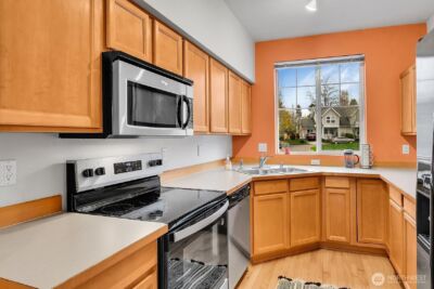 7020 Holly Park Drive S #W2, Seattle, WA 98118 - Photo 2