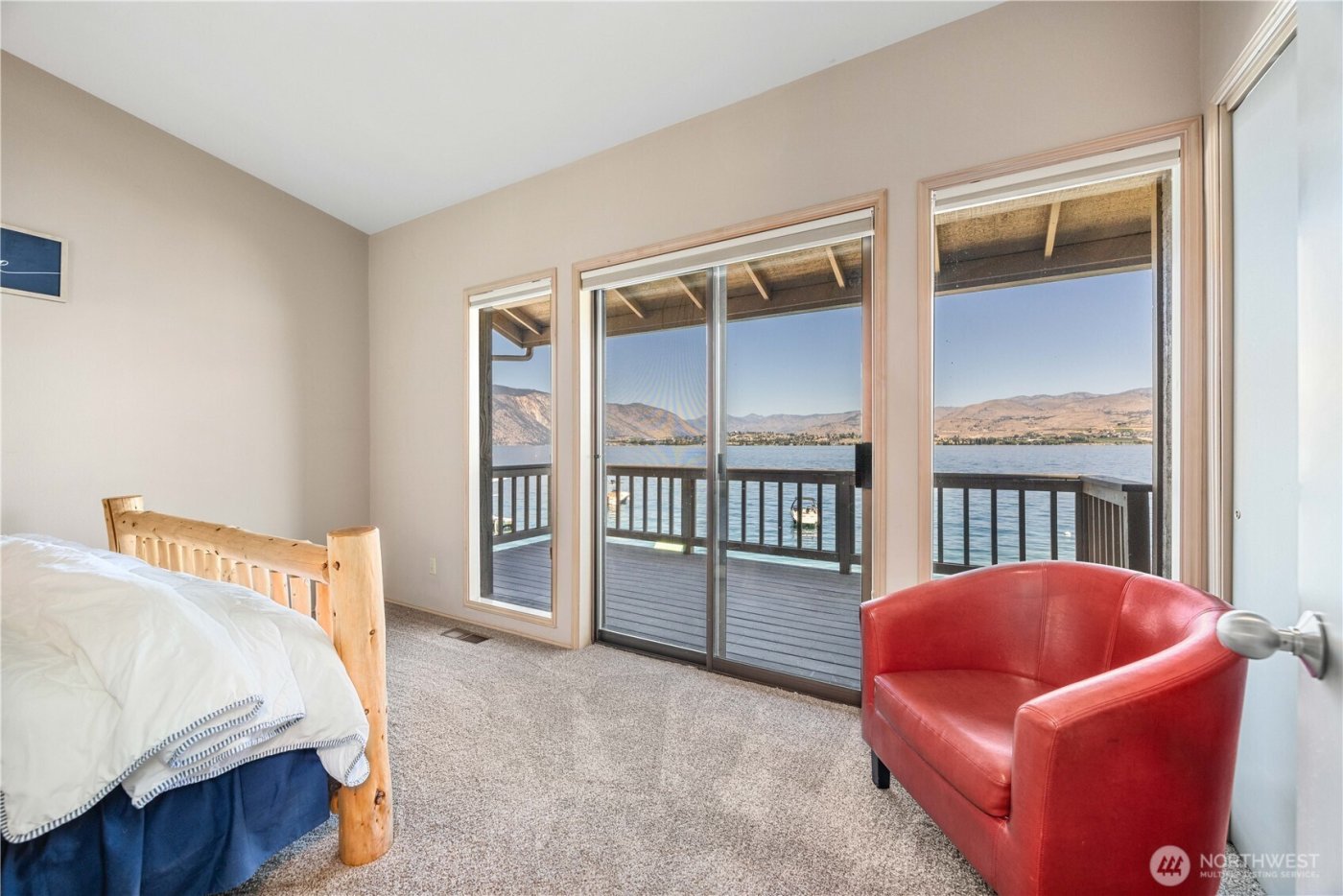 3150 S Lakeshore Road , Chelan, WA 98816