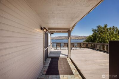 3150 S Lakeshore Road , Chelan, WA 98816 - Photo 4