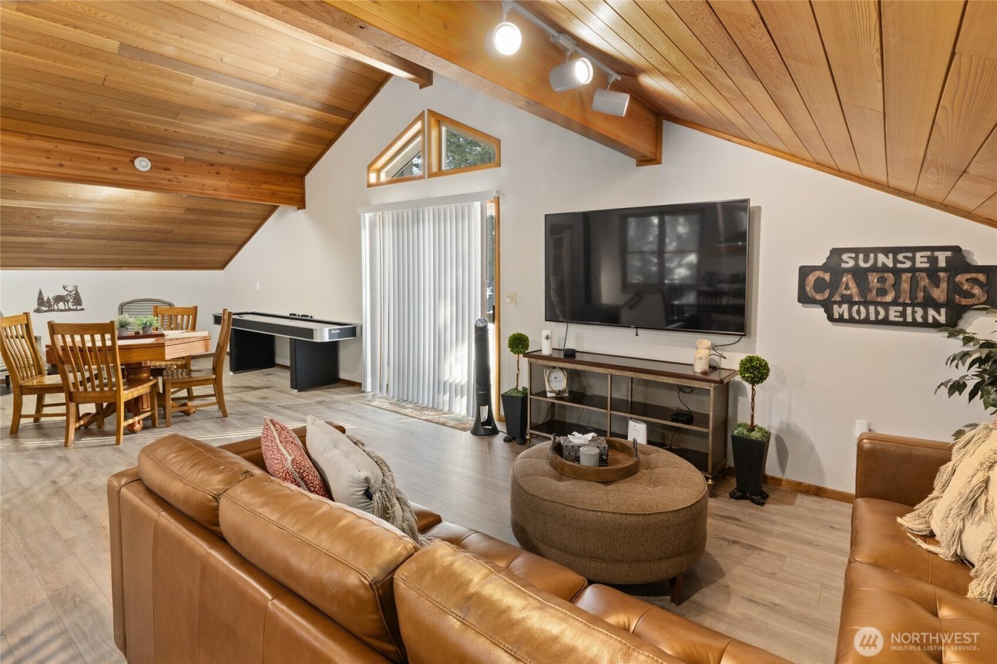 661 W Pacific Avenue , Ronald, WA 98940