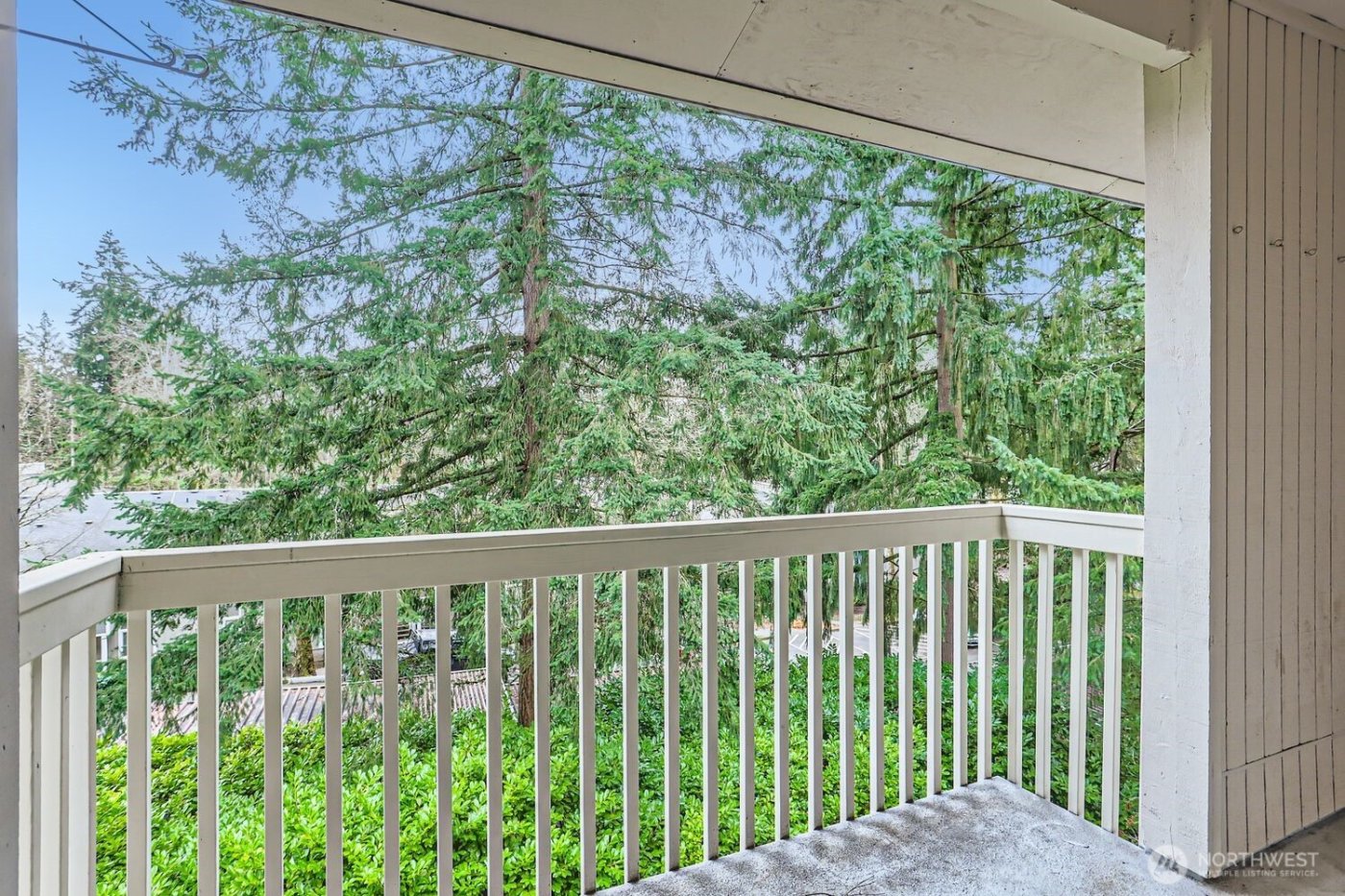 14547 NE 40th St #J302, Bellevue, WA 98007