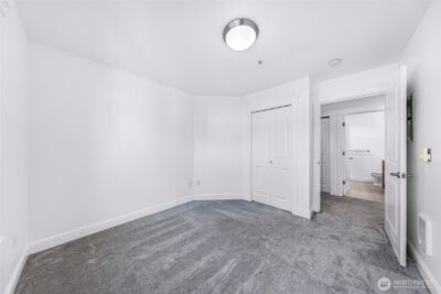 3150 W Government Way #407, Seattle, WA 98199 - Photo 17