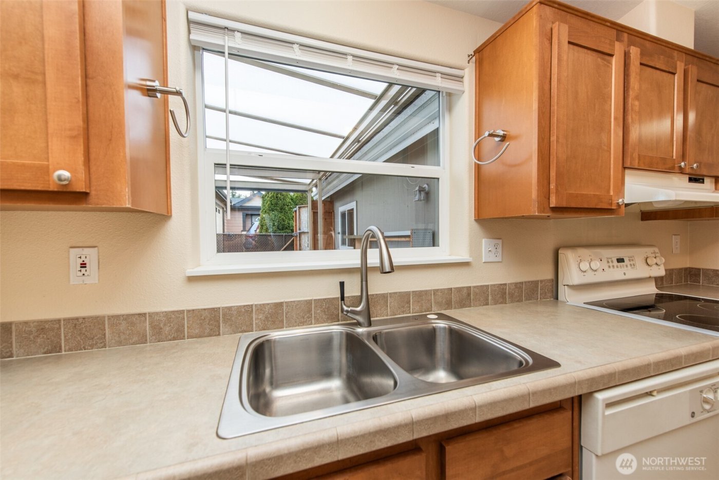 770 Heritage Loop , Sequim, WA 98382