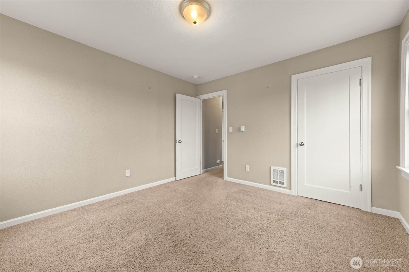 2311 S 15th Street , Tacoma, WA 98405