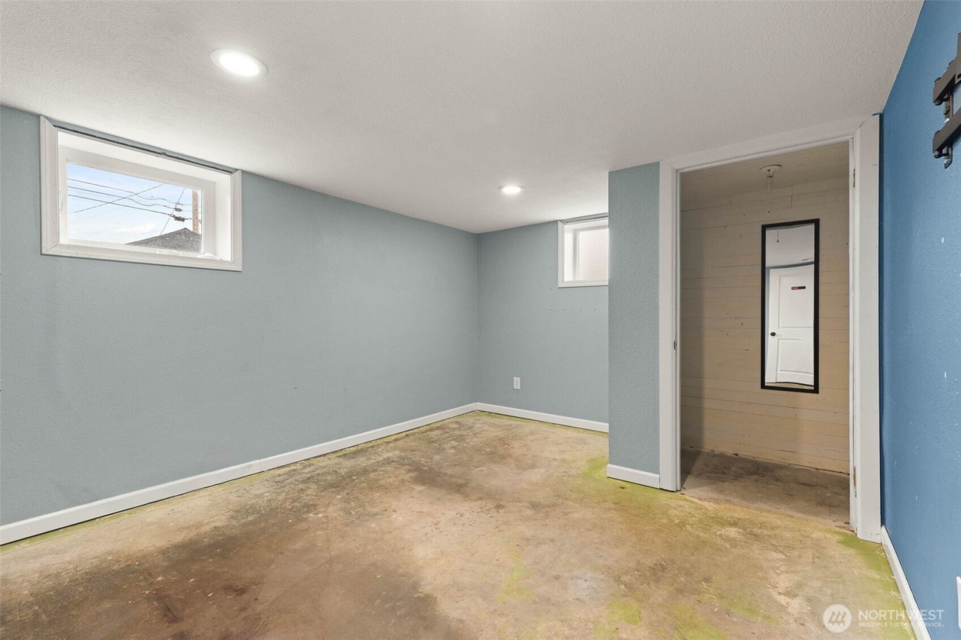 2311 S 15th Street , Tacoma, WA 98405