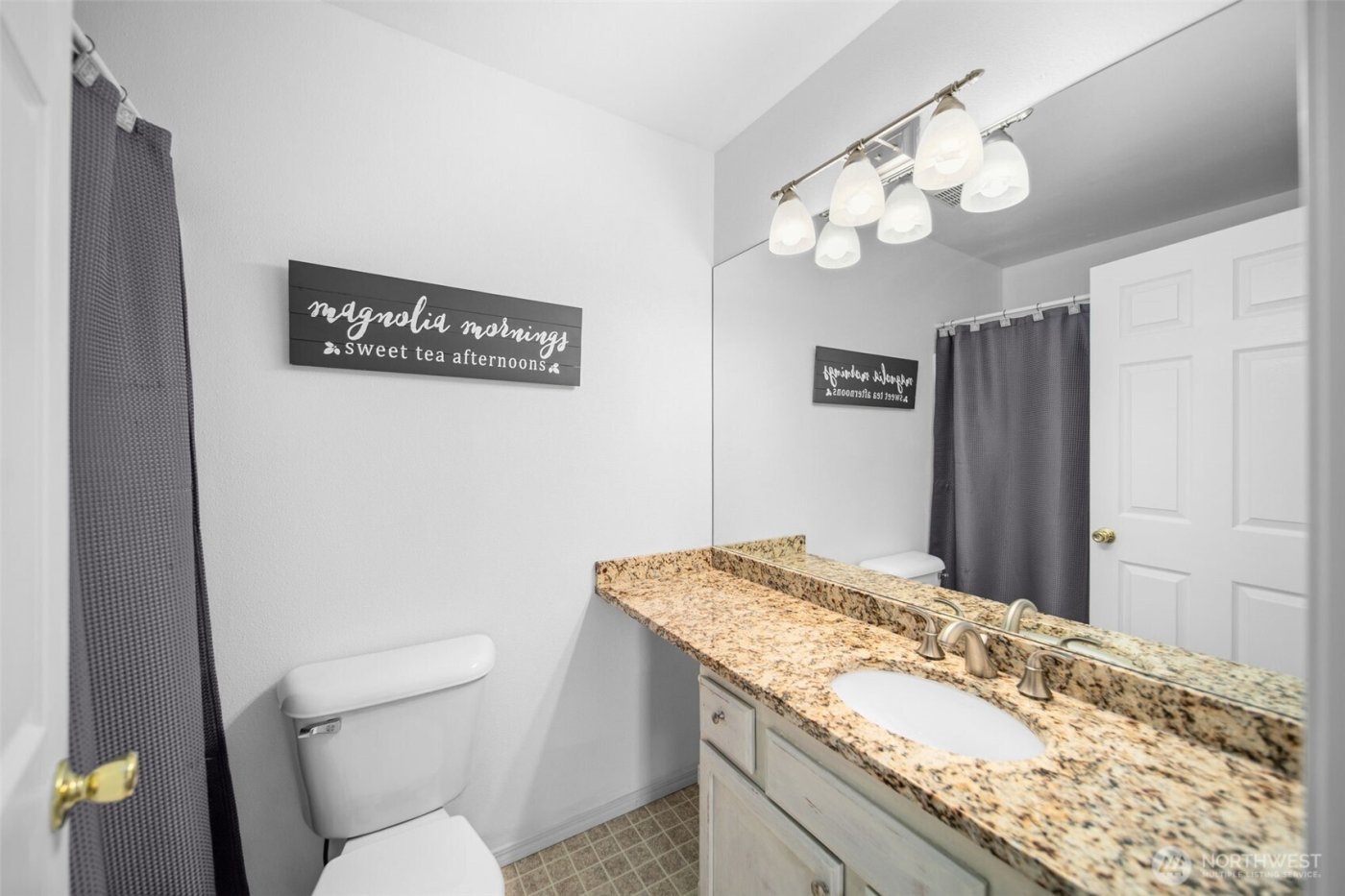 1816 NE 3rd Street , East Wenatchee, WA 98802