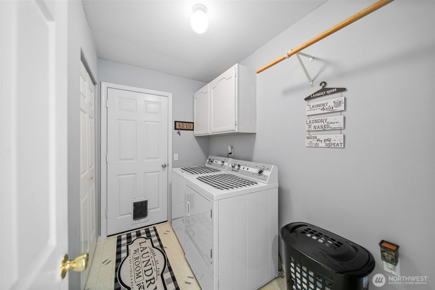 1816 NE 3rd Street , East Wenatchee, WA 98802