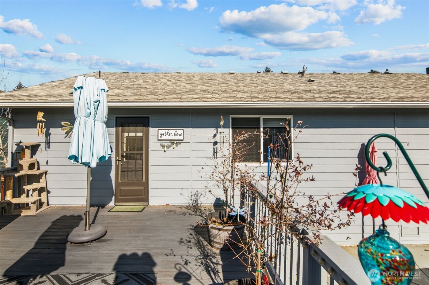 1816 NE 3rd Street , East Wenatchee, WA 98802