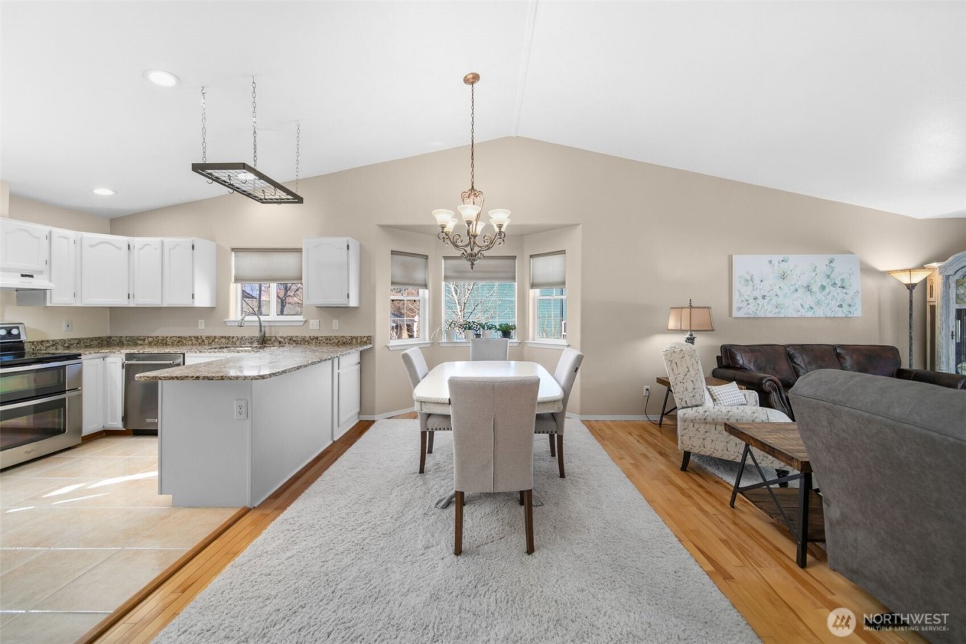 1816 NE 3rd Street , East Wenatchee, WA 98802