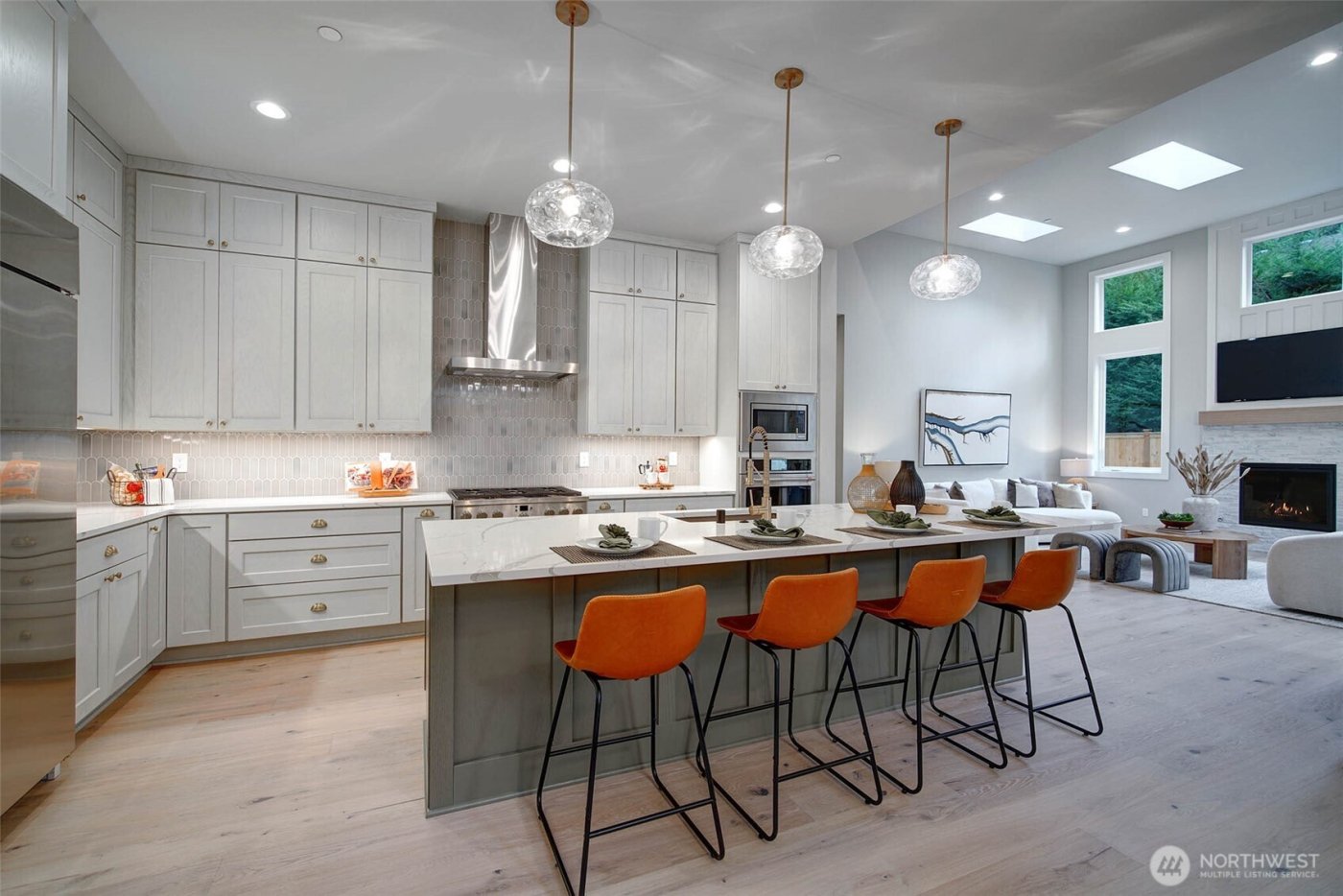 8722 128th Avenue NE, Kirkland, WA 98033