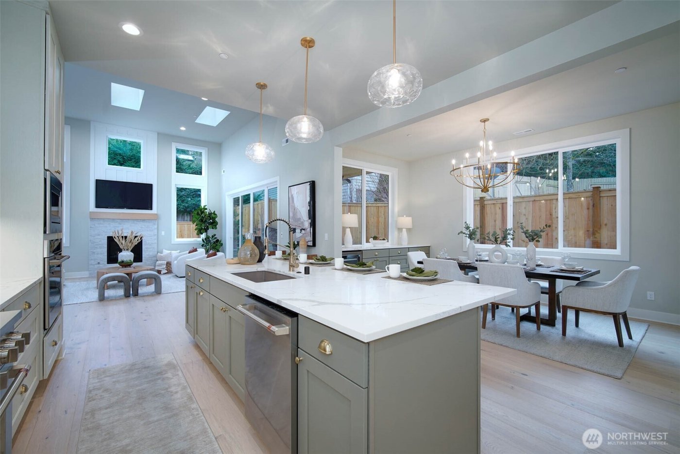 8722 128th Avenue NE, Kirkland, WA 98033