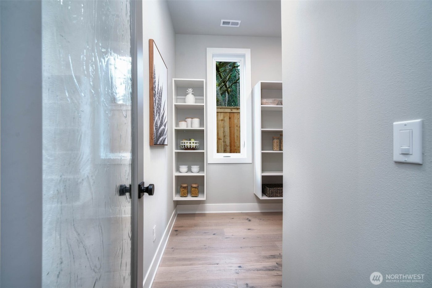 8722 128th Avenue NE, Kirkland, WA 98033