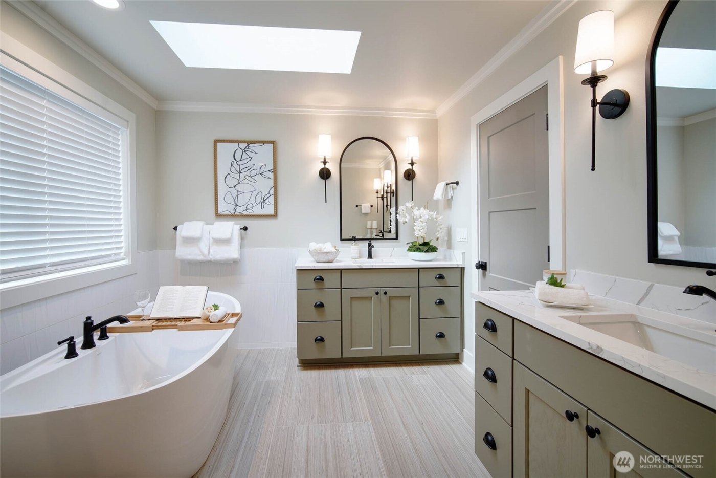 8722 128th Avenue NE, Kirkland, WA 98033