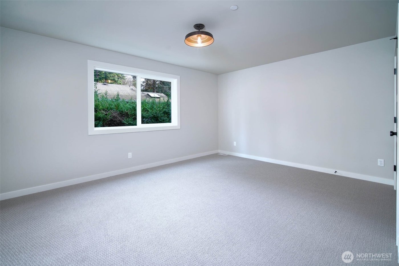 8722 128th Avenue NE, Kirkland, WA 98033