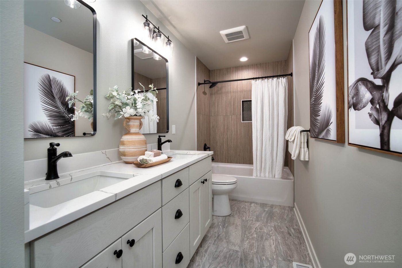 8722 128th Avenue NE, Kirkland, WA 98033