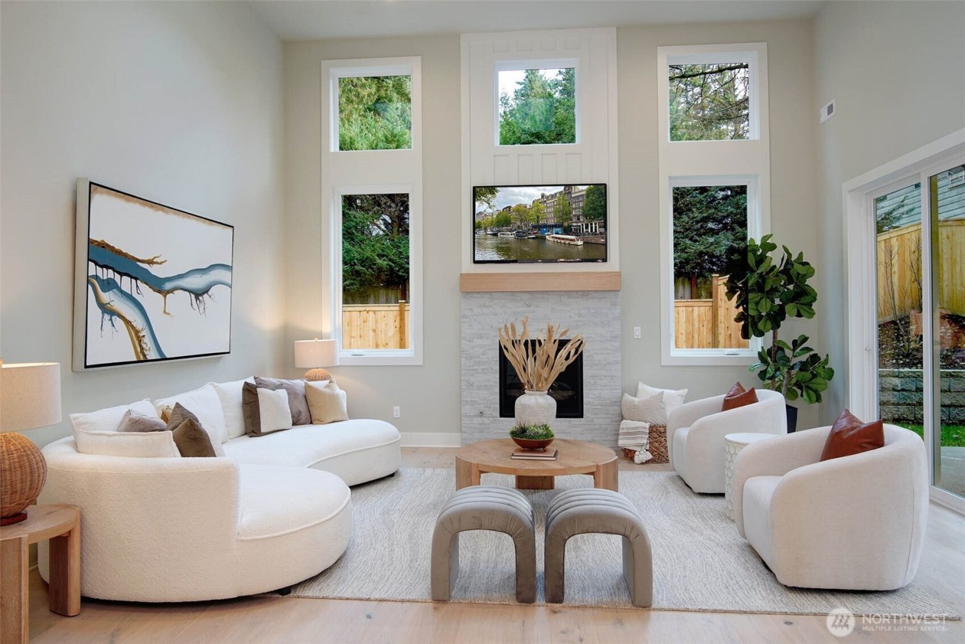 8722 128th Avenue NE, Kirkland, WA 98033