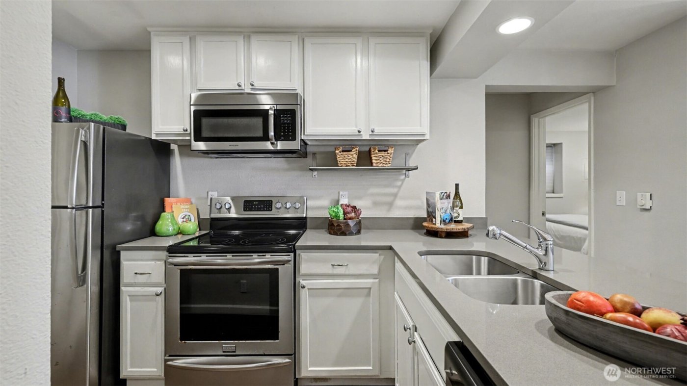 4116 58th Place SW #A, Seattle, WA 98116