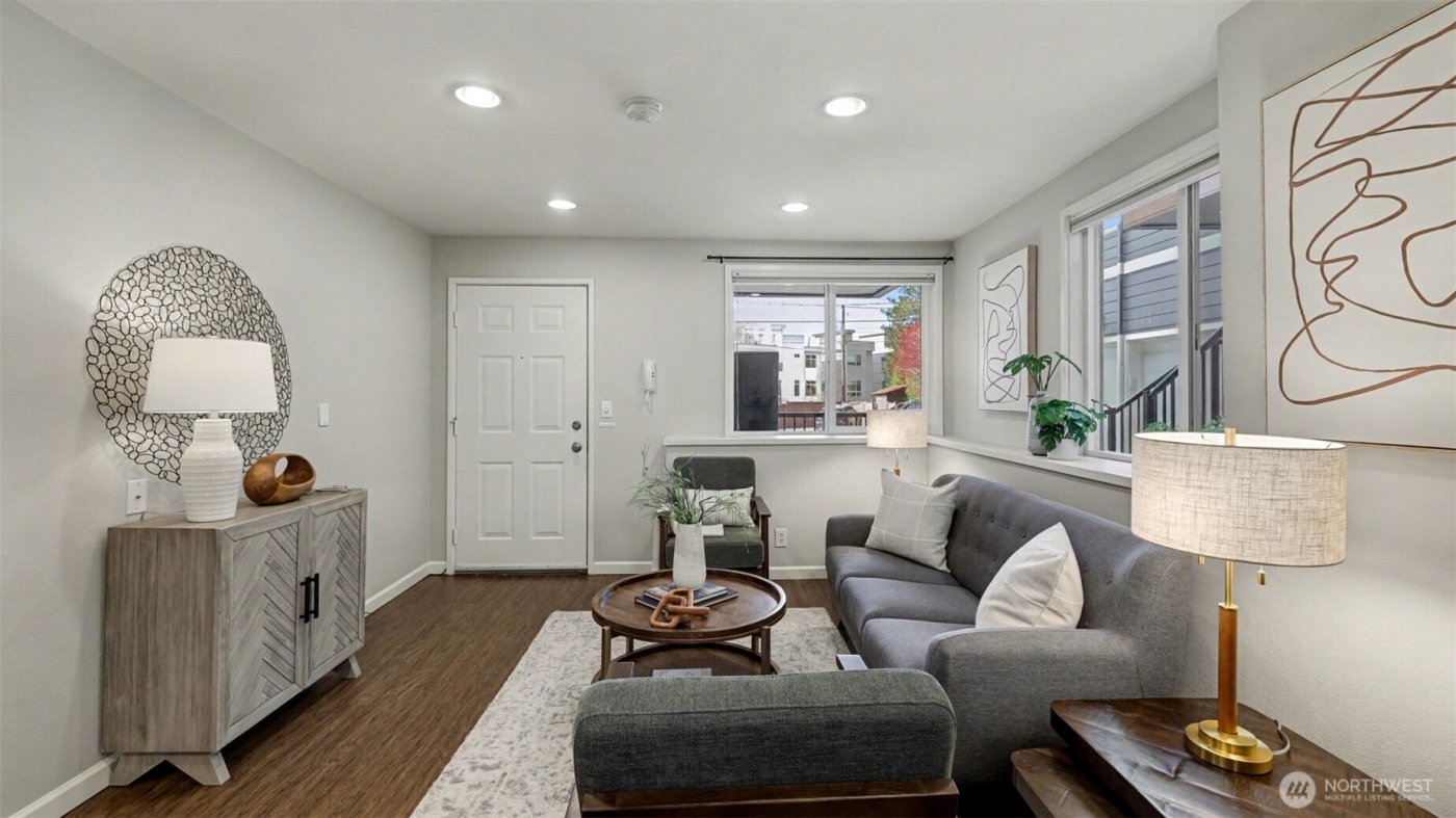 4116 58th Place SW #A, Seattle, WA 98116