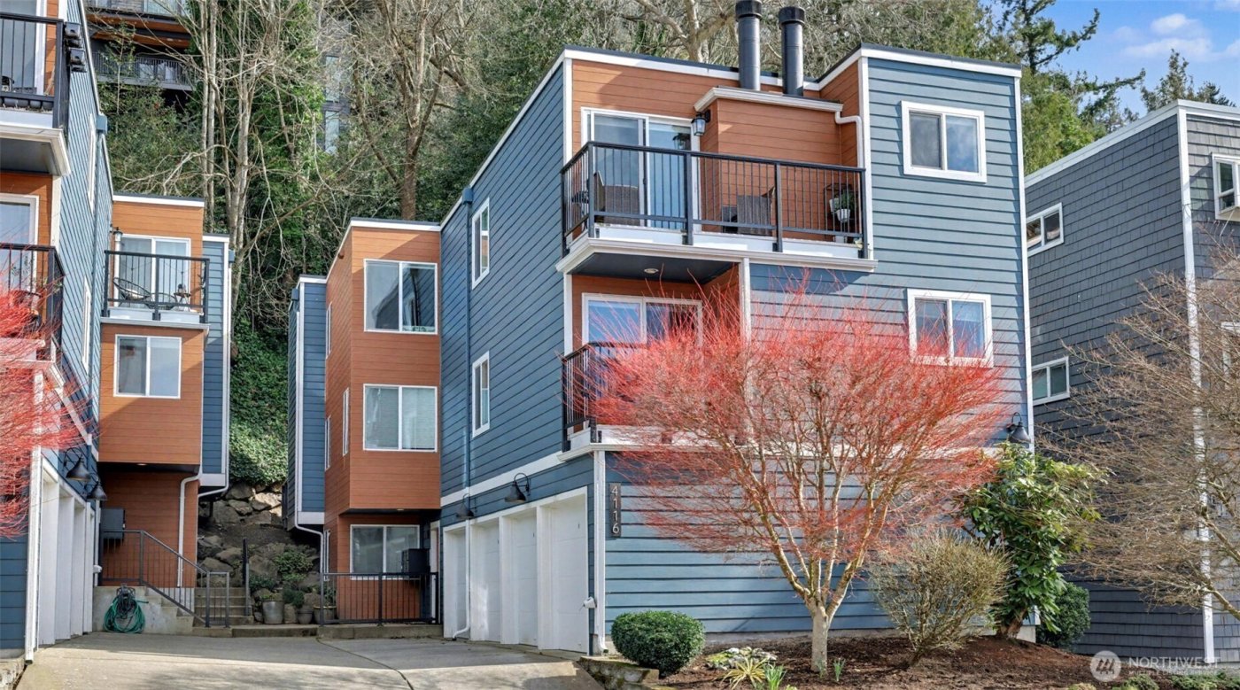 4116 58th Place SW #A, Seattle, WA 98116