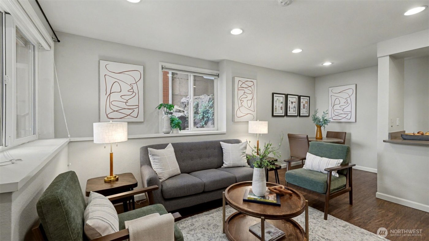 4116 58th Place SW #A, Seattle, WA 98116