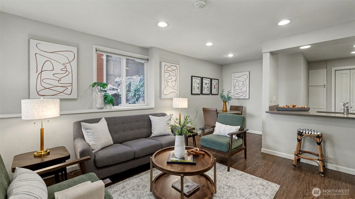 4116 58th Place SW #A, Seattle, WA 98116