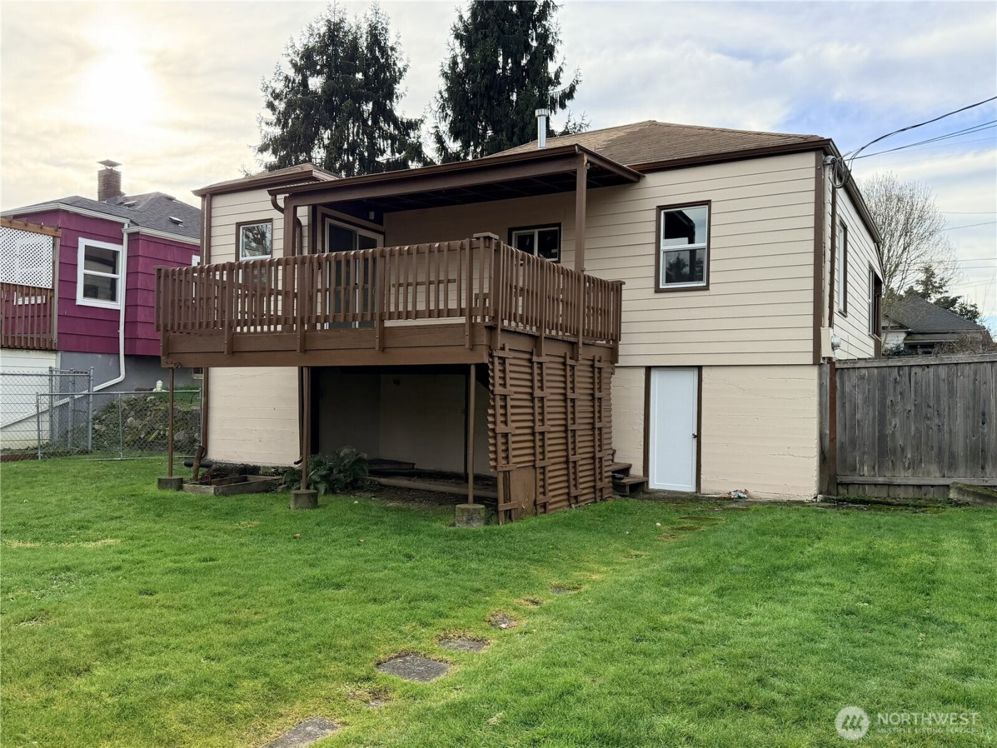 6501 E B Street , Tacoma, WA 98404