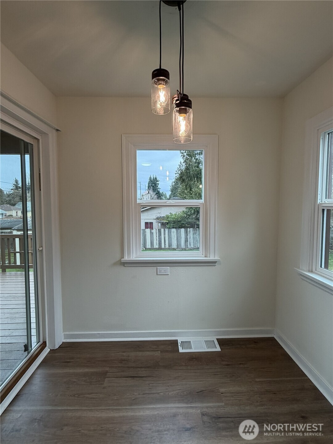 6501 E B Street , Tacoma, WA 98404