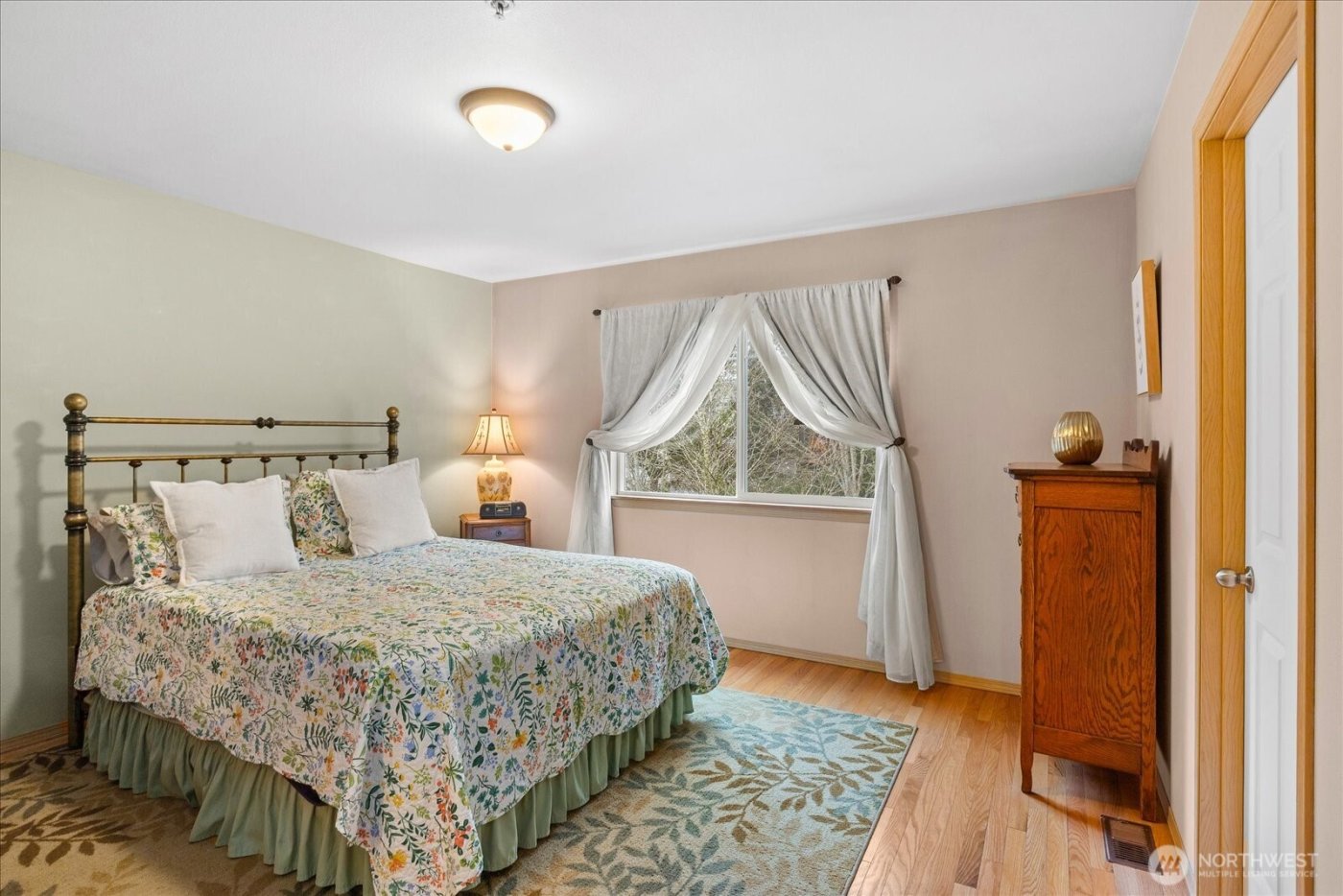 15508 35th Avenue W #B5, Lynnwood, WA 98087-9808