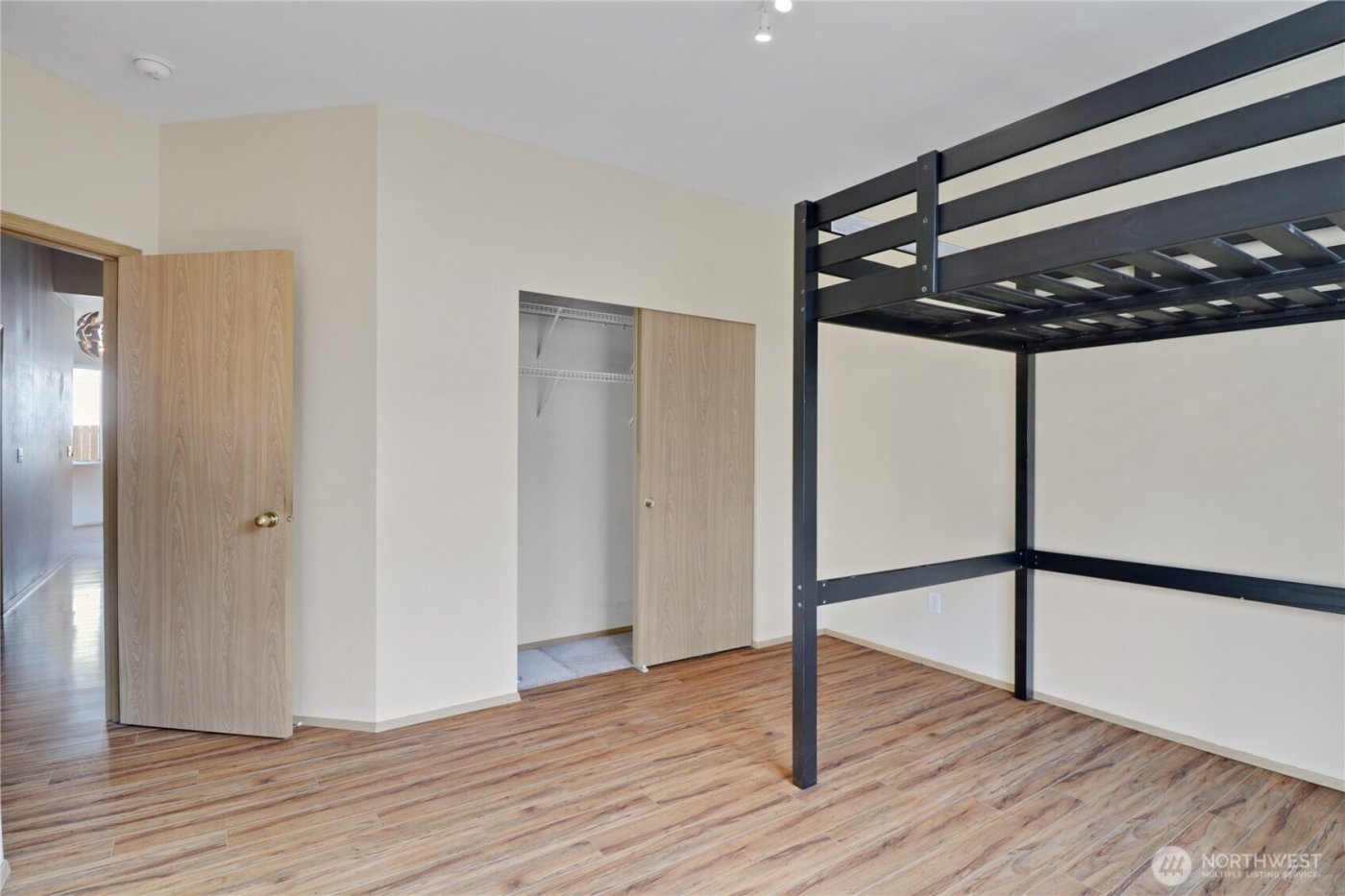 25208 38th Avenue E, Spanaway, WA 98387