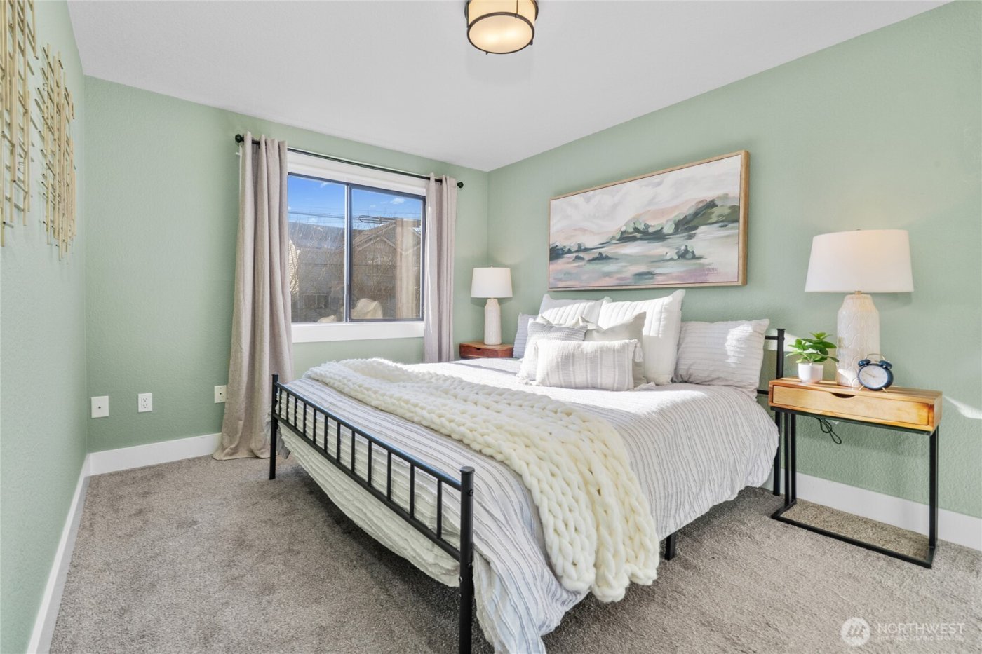 1400 NW 60th Street #202, Seattle, WA 98107