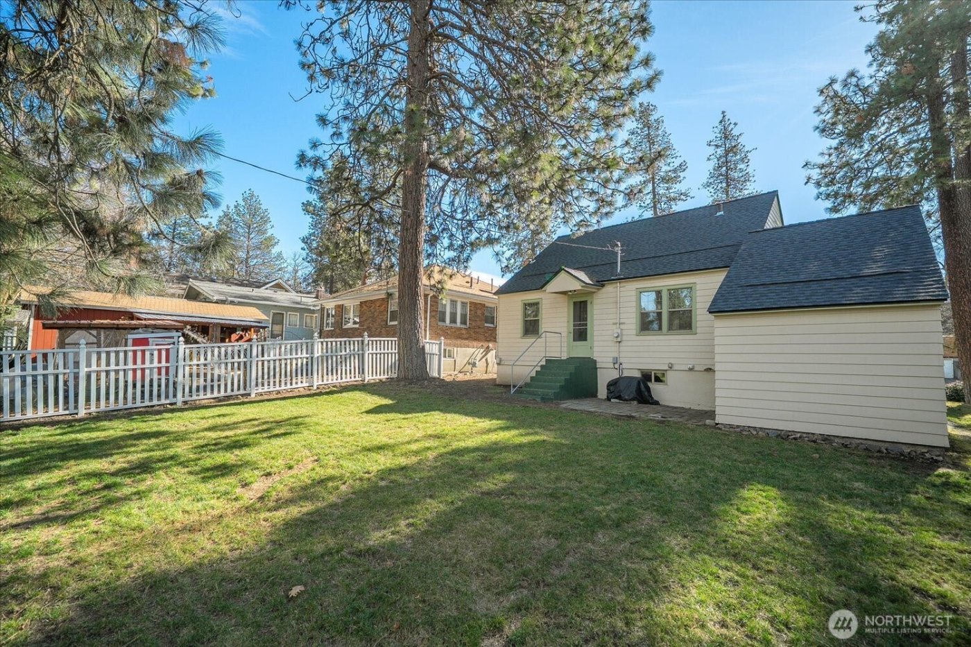 1118 W 18th Ave , Spokane, WA 99203