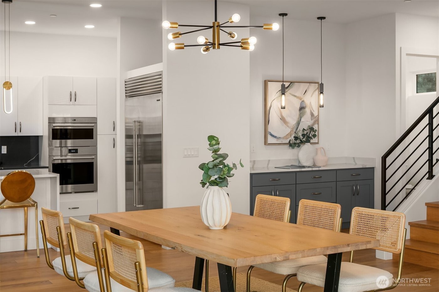 11909 90th Avenue NE, Kirkland, WA 98034