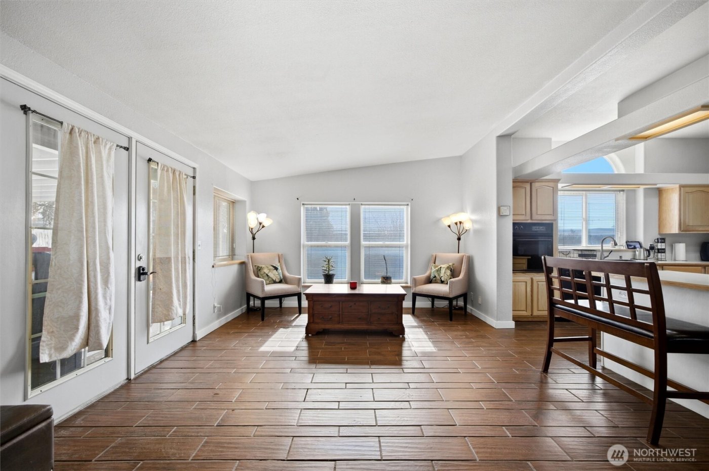 909 S Gum Street , Kennewick, WA 99336