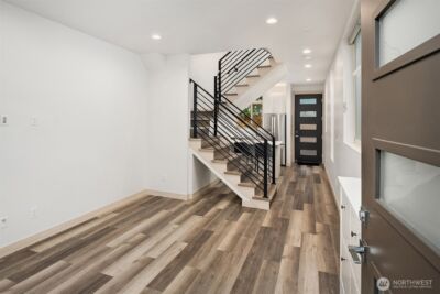 5616 California Avenue SW #C, Seattle, WA 98136 - Photo 3