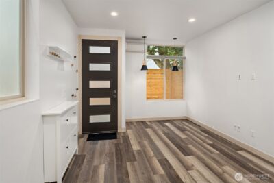 5616 California Avenue SW #C, Seattle, WA 98136 - Photo 5