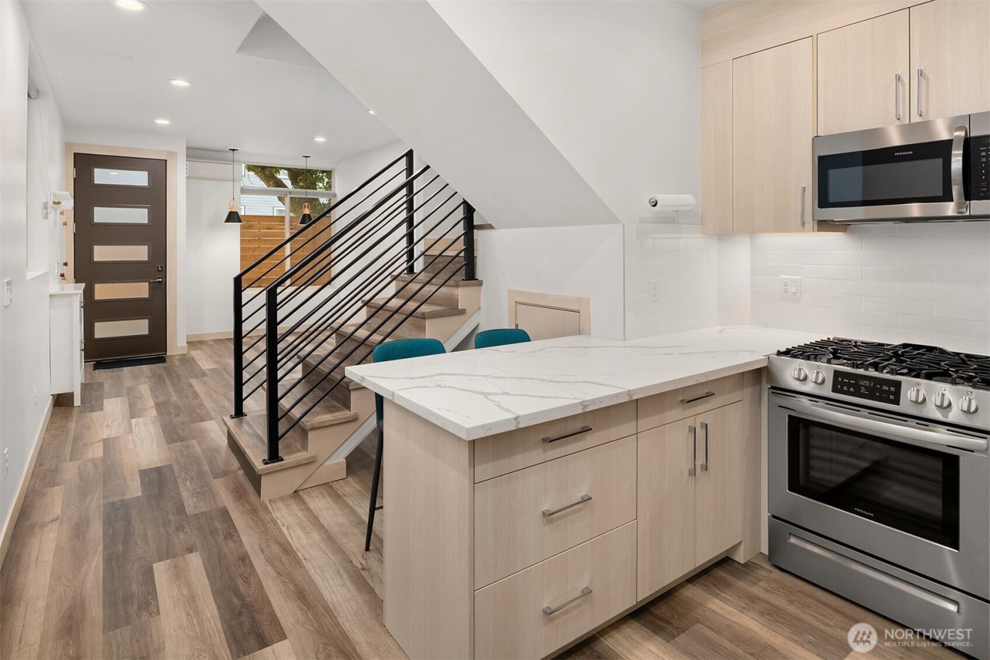 5616 California Avenue SW #C, Seattle, WA 98136