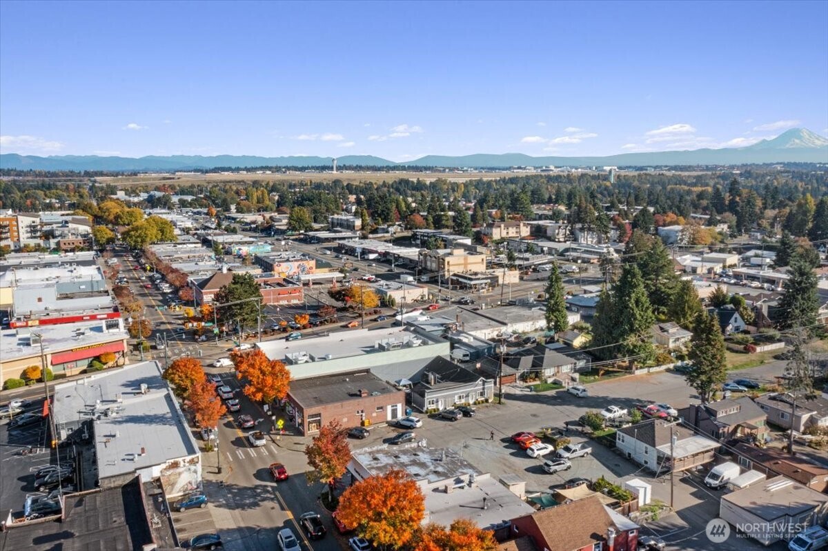 15212 9th Avenue SW, Burien, WA 98166