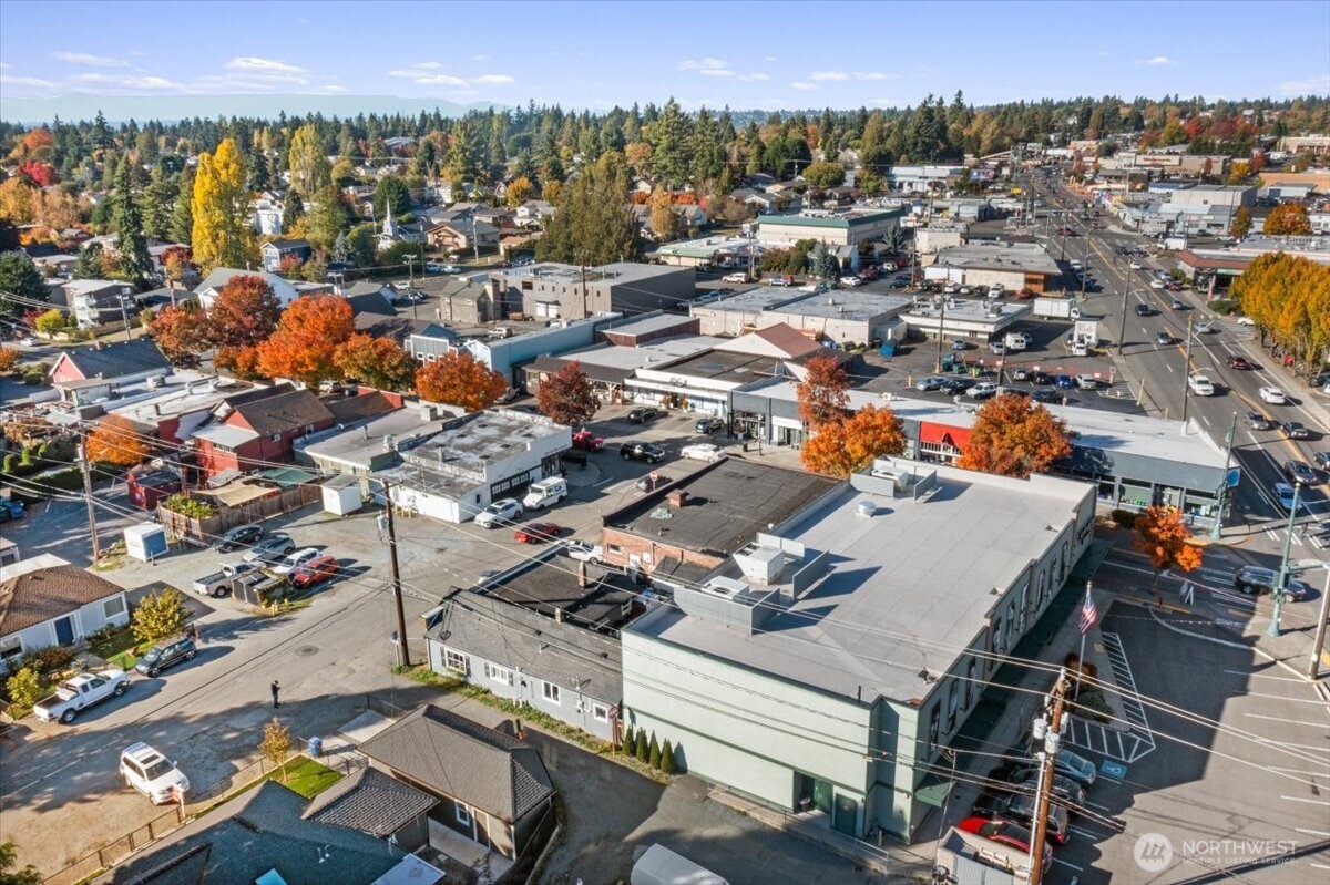 15212 9th Avenue SW, Burien, WA 98166